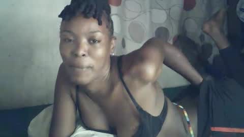 Snapshot of sexxy_curvy23 chatting on February 6, 2026, 8:01 pm sexxy_curvy23 online show from February 6, 2026, 8:01 pm