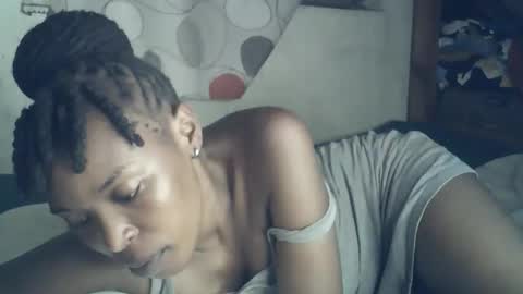 Snapshot of sexxy_curvy23 chatting on February 18, 2026, 6:26 pm sexxy_curvy23 online show from February 18, 2026, 6:26 pm