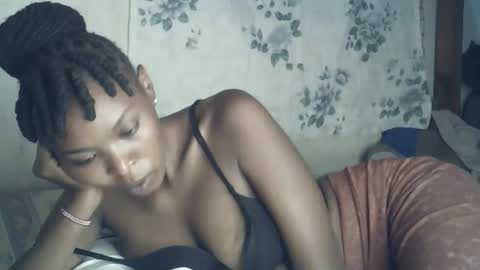 Snapshot of sexxy_curvy23 chatting on February 22, 2026, 12:36 pm sexxy_curvy23 online show from February 22, 2026, 12:36 pm