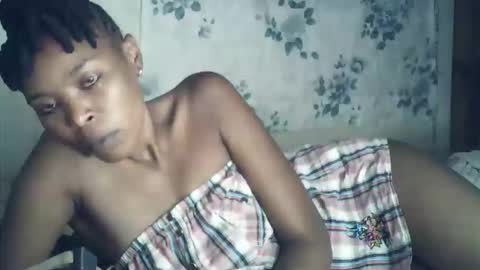 Snapshot of sexxy_curvy23 chatting on February 24, 2026, 3:37 am sexxy_curvy23 online show from February 24, 2026, 3:37 am