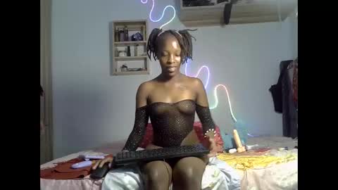 Snapshot of sexxy_flave chatting on January 16, 2026, 10:52 am Sexxy Flave online show from January 16, 2026, 10:52 am