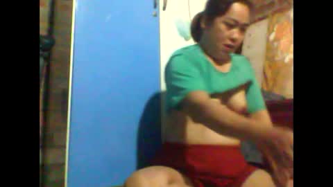sexxy_love2k online show from September 26, 2025, 7:23 am