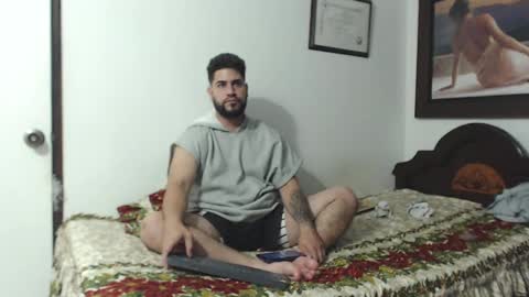 Snapshot of sexxy_man69 chatting on December 4, 2024, 8:45 am sexxy man online show from December 4, 2024, 8:45 am