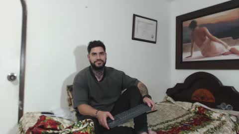 Snapshot of sexxy_man69 chatting on December 21, 2024, 7:13 am sexxy man online show from December 21, 2024, 7:13 am