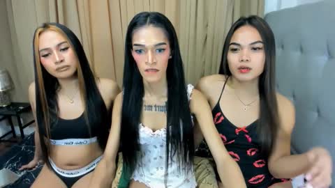 Snapshot of sexxy_wildladyboy4uxxx chatting on January 9, 2026, 7:04 pm ladyyy sarahh online show from January 9, 2026, 7:04 pm