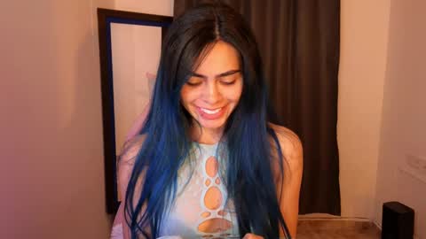 Snapshot of sexxylady__ chatting on October 8, 2025, 11:24 pm Angie online show from October 8, 2025, 11:24 pm