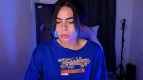 Snapshot of sexxylady__ chatting on October 30, 2025, 11:16 pm Angie online show from October 30, 2025, 11:16 pm