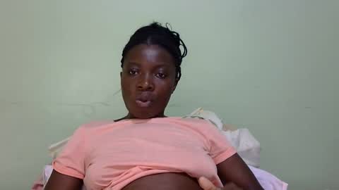 Snapshot of sexxymelanin73 chatting on October 31, 2025, 4:19 pm Sexy Boobs online show from October 31, 2025, 4:19 pm