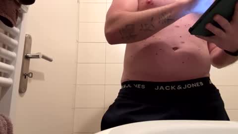 Snapshot of sexy30031986 chatting on December 8, 2024, 10:14 pm sexy30031986 online show from December 8, 2024, 10:14 pm