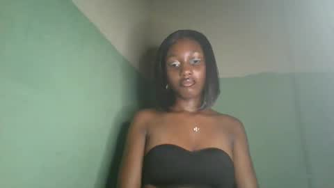 Snapshot of sexy41646 chatting on January 15, 2026, 1:05 pm sexy41646 online show from January 15, 2026, 1:05 pm