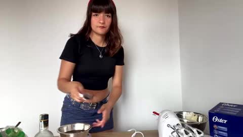Snapshot of sexy__emma chatting on December 23, 2024, 4:39 pm sexy__emma online show from December 23, 2024, 4:39 pm