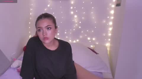 Snapshot of sexy_and_naughty_girl chatting on January 11, 2025, 12:44 am Lucy Annyy online show from January 11, 2025, 12:44 am