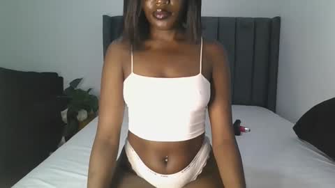 Snapshot of sexy_arriah chatting on February 15, 2026, 7:51 am Arria online show from February 15, 2026, 7:51 am