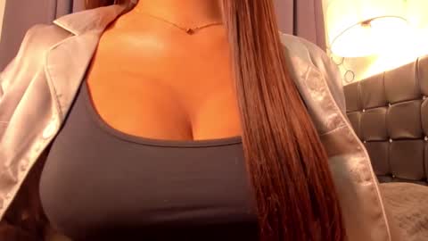 Snapshot of sexy_asian_sandy chatting on February 5, 2026, 5:12 am sandy online show from February 5, 2026, 5:12 am