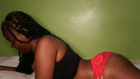 Snapshot of sexy_banice chatting on March 2, 2026, 6:37 pm sexy_banice online show from March 2, 2026, 6:37 pm