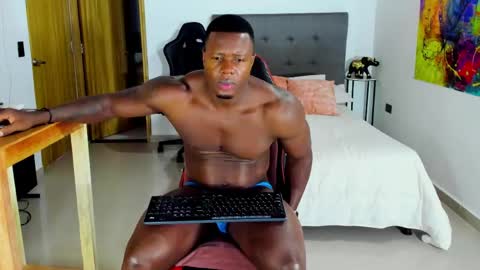 Snapshot of sexy_blackman chatting on April 18, 2026, 5:28 pm sexy blackman online show from April 18, 2026, 5:28 pm
