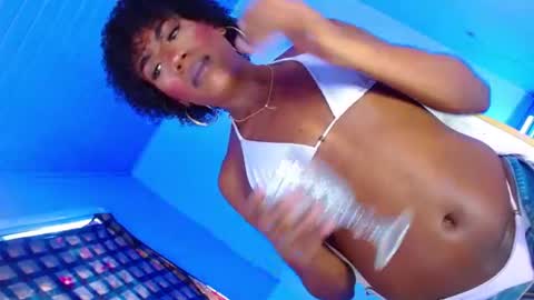 Snapshot of sexy_blackxxx991296 chatting on May 22, 2026, 9:20 pm sexy_blackxxx991296 online show from May 22, 2026, 9:20 pm
