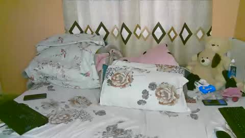 sexy_bluegirl online show from October 13, 2025, 1:22 pm