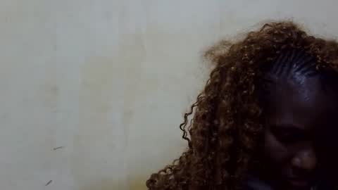 Snapshot of sexy_candy9 chatting on February 20, 2026, 5:15 am sexy_candy9 online show from February 20, 2026, 5:15 am