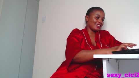 Snapshot of sexy_cici2 chatting on February 27, 2025, 2:32 pm foxxy sweets online show from February 27, 2025, 2:32 pm