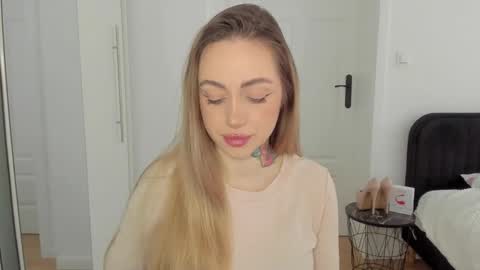 C o r a l i e online show from January 29, 2025, 8:08 am