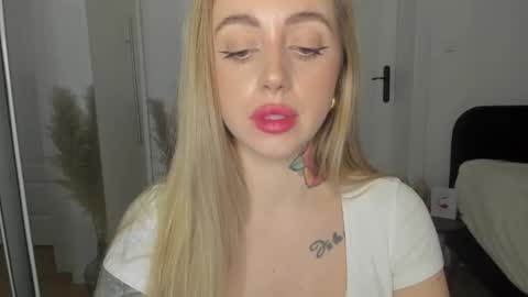 C o r a l i e online show from March 11, 2025, 6:30 pm