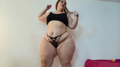 Snapshot of sexy_curvi chatting on February 4, 2025, 4:50 pm karla instagram online show from February 4, 2025, 4:50 pm