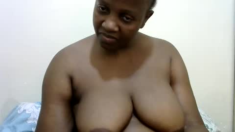 Sweet Dee online show from May 24, 2026, 5:23 am
