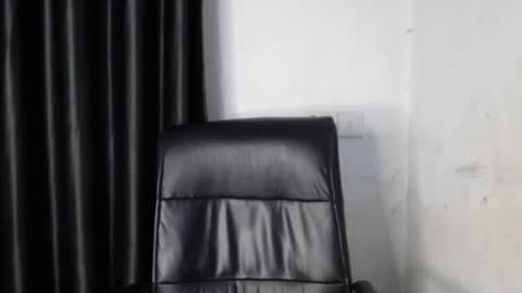 TAISHA online show from October 24, 2025, 8:49 pm