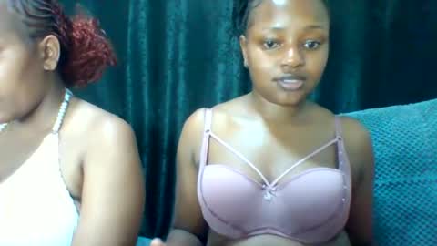 sexy_divaaa online show from May 26, 2026, 9:00 pm