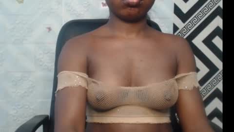Snapshot of sexy_floral chatting on September 16, 2025, 9:05 pm Angela online show from September 16, 2025, 9:05 pm