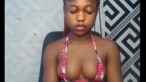Snapshot of sexy_floral chatting on October 11, 2025, 2:37 pm Angela online show from October 11, 2025, 2:37 pm