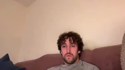 Snapshot of sexy_guy_8 chatting on January 25, 2025, 5:07 am sexy_guy_8 online show from January 25, 2025, 5:07 am