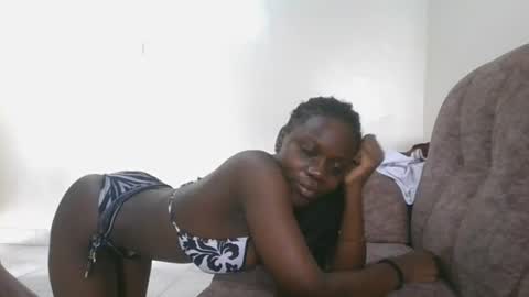 Snapshot of sexy_ivana21 chatting on June 19, 2026, 7:45 am sexy_ivana21 online show from June 19, 2026, 7:45 am