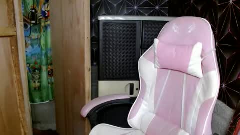 sexy_jeanxoxo online show from September 27, 2025, 2:27 am