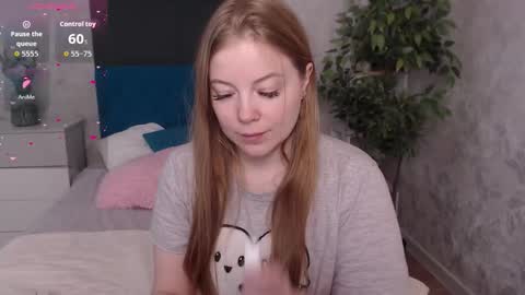 Snapshot of sexy_jenny18 chatting on December 17, 2025, 3:56 am Jennifer online show from December 17, 2025, 3:56 am