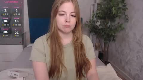 Jennifer online show from May 23, 2026, 2:54 pm