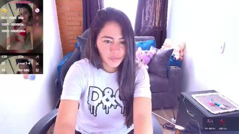 laura  online show from November 6, 2025, 3:13 pm