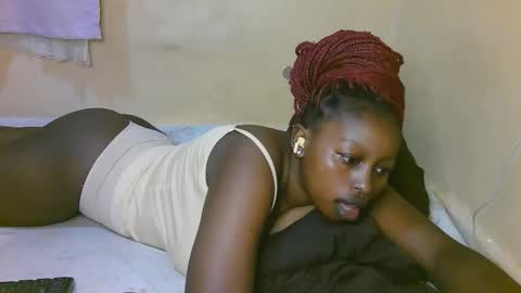 sexy_latasha online show from January 7, 2026, 12:46 am