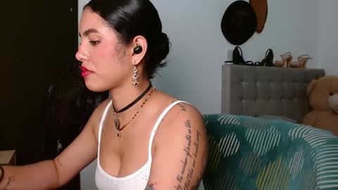 Snapshot of sexy_lia_latina chatting on April 5, 2026, 4:20 am Celeste online show from April 5, 2026, 4:20 am