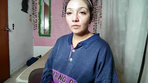 sexy lolas online show from November 20, 2025, 12:33 am