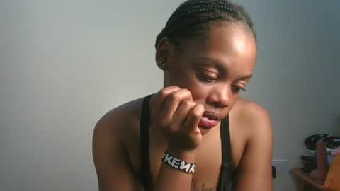 sexy_lyna online show from January 13, 2026, 7:24 am