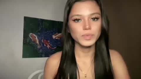 Snapshot of sexy_maevemorexxx chatting on May 15, 2026, 11:01 pm Nicole online show from May 15, 2026, 11:01 pm