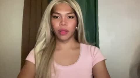 Snapshot of sexy_maevemorexxx chatting on May 31, 2026, 3:52 pm Nicole online show from May 31, 2026, 3:52 pm