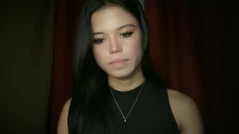 Snapshot of sexy_maevemorexxx chatting on June 2, 2026, 4:14 am Nicole online show from June 2, 2026, 4:14 am