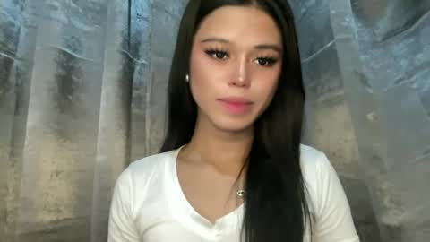 Snapshot of sexy_maevemorexxx chatting on June 25, 2026, 2:55 am Nicole online show from June 25, 2026, 2:55 am