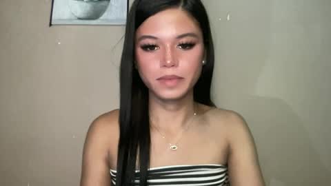 Snapshot of sexy_maevemorexxx chatting on June 27, 2026, 12:22 pm Nicole online show from June 27, 2026, 12:22 pm