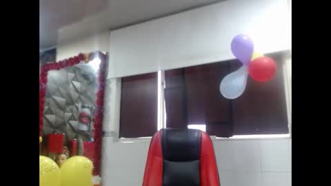 MARIPOSA online show from October 15, 2025, 1:55 pm