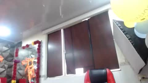 MARIPOSA online show from October 29, 2025, 12:29 pm