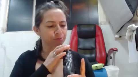 MARIPOSA online show from November 4, 2025, 12:10 am